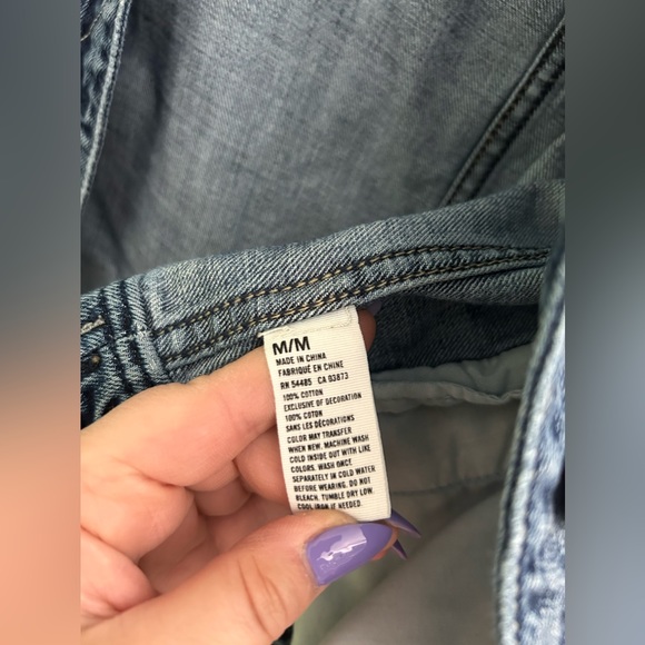 American Eagle Jean Jacket - Picture 5 of 6